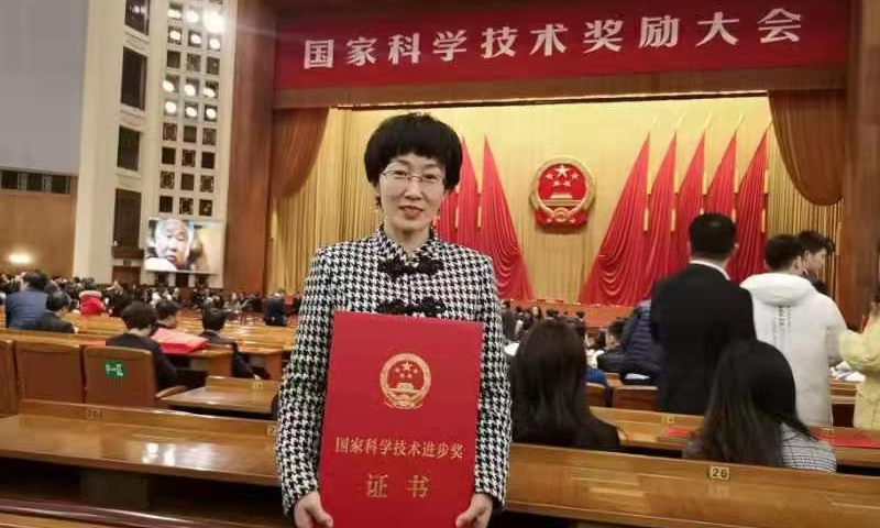 期期必中三肖